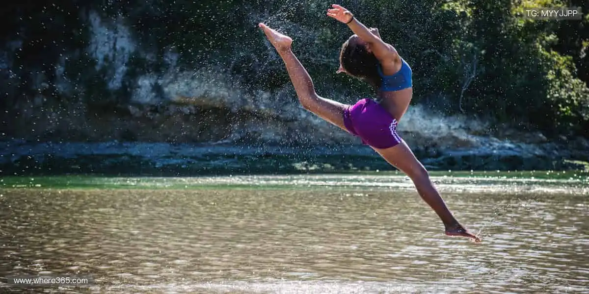 🎧戴上它,沉浸式感受赛场的每一次呼吸!